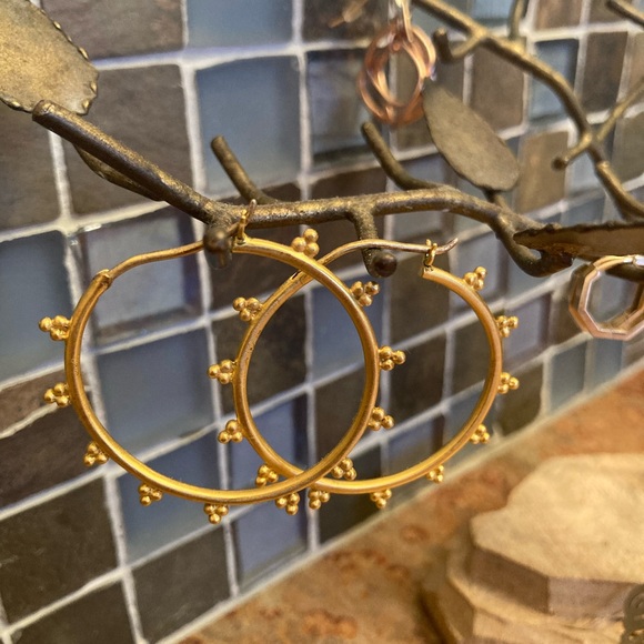 Satya Gold Hoop Earrings - Picture 2 of 2